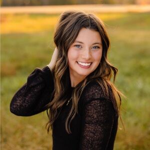 Meet your Posher, Macy